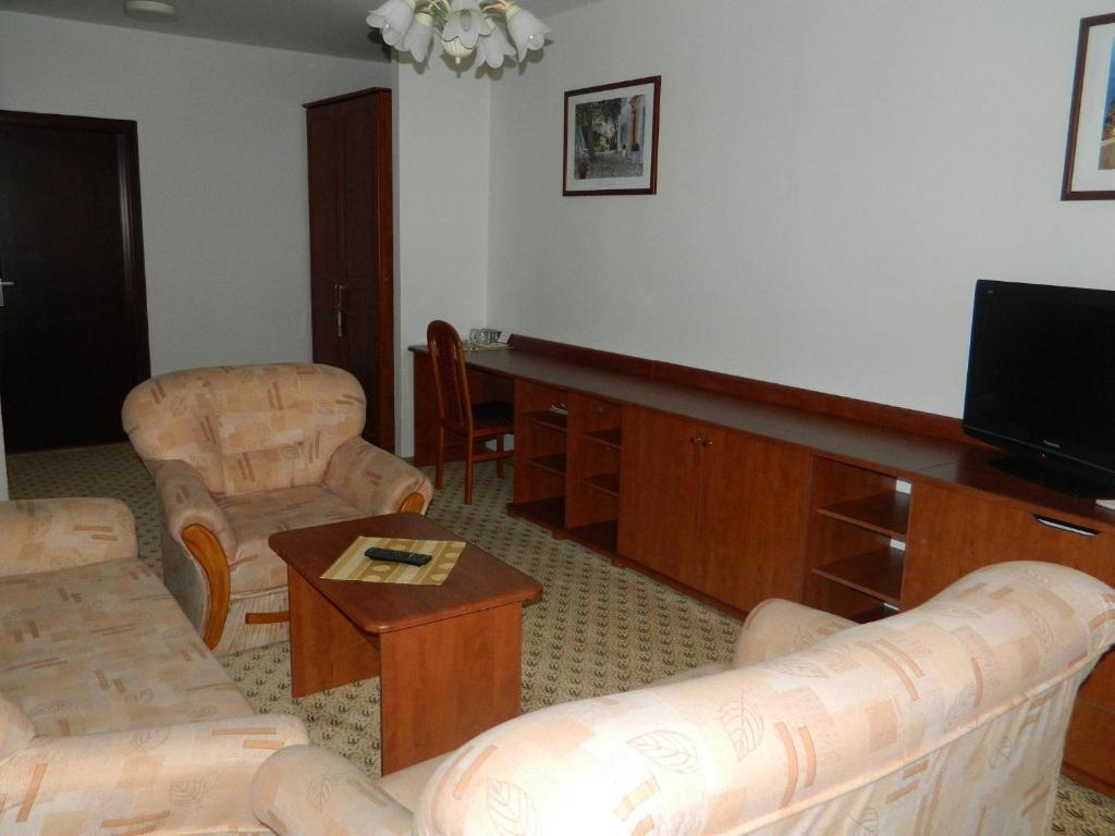 Hotel Nivy บราติสลาวา ภายนอก รูปภาพ